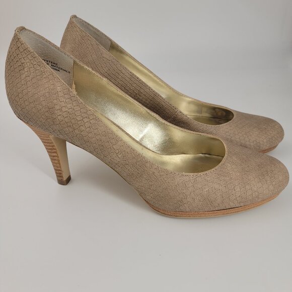 Anne Klein: Tan, Textured Suede Snake Pattern, Platform Heels 7 1/2 M - Picture 1 of 7